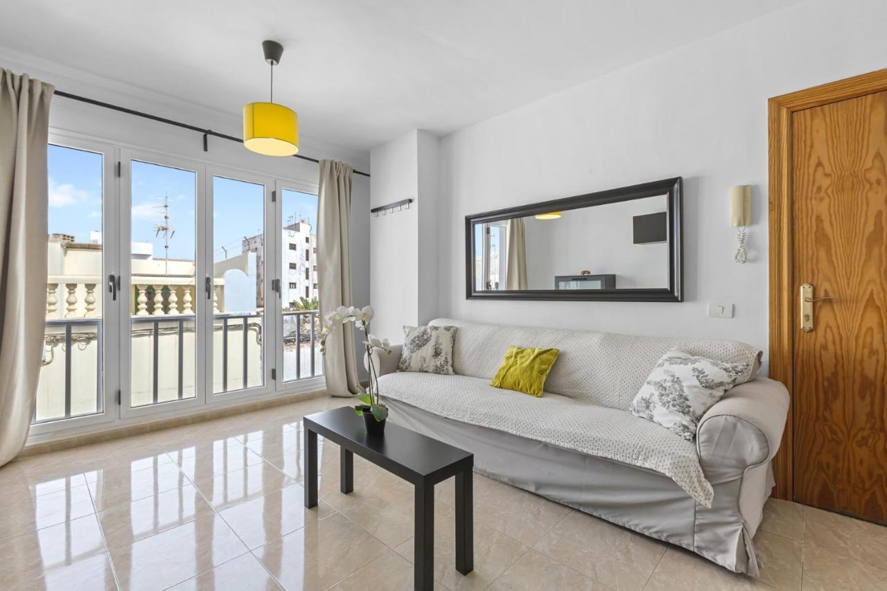 Homely Lanzarote Аресифе Екстериор снимка